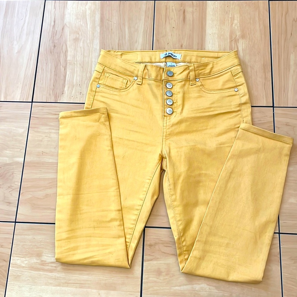 Yellow Jegging